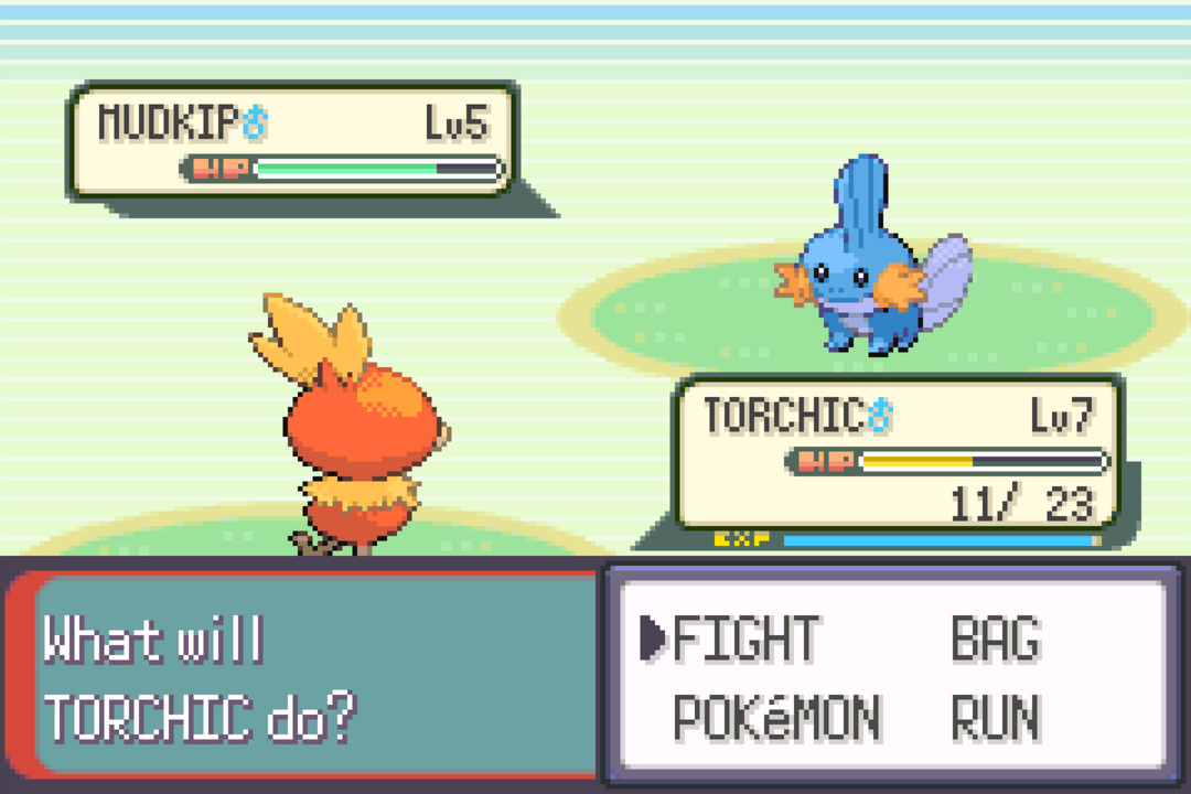 Battle scene — wild Mudkip Lv 5 (top-left HP bar) vs the player's Torchic Lv 7 (bottom-right with HP 11/23 + EXP bar). Bottom action menu: FIGHT / BAG / POKéMON / RUN. Background: simple striped sky/ground