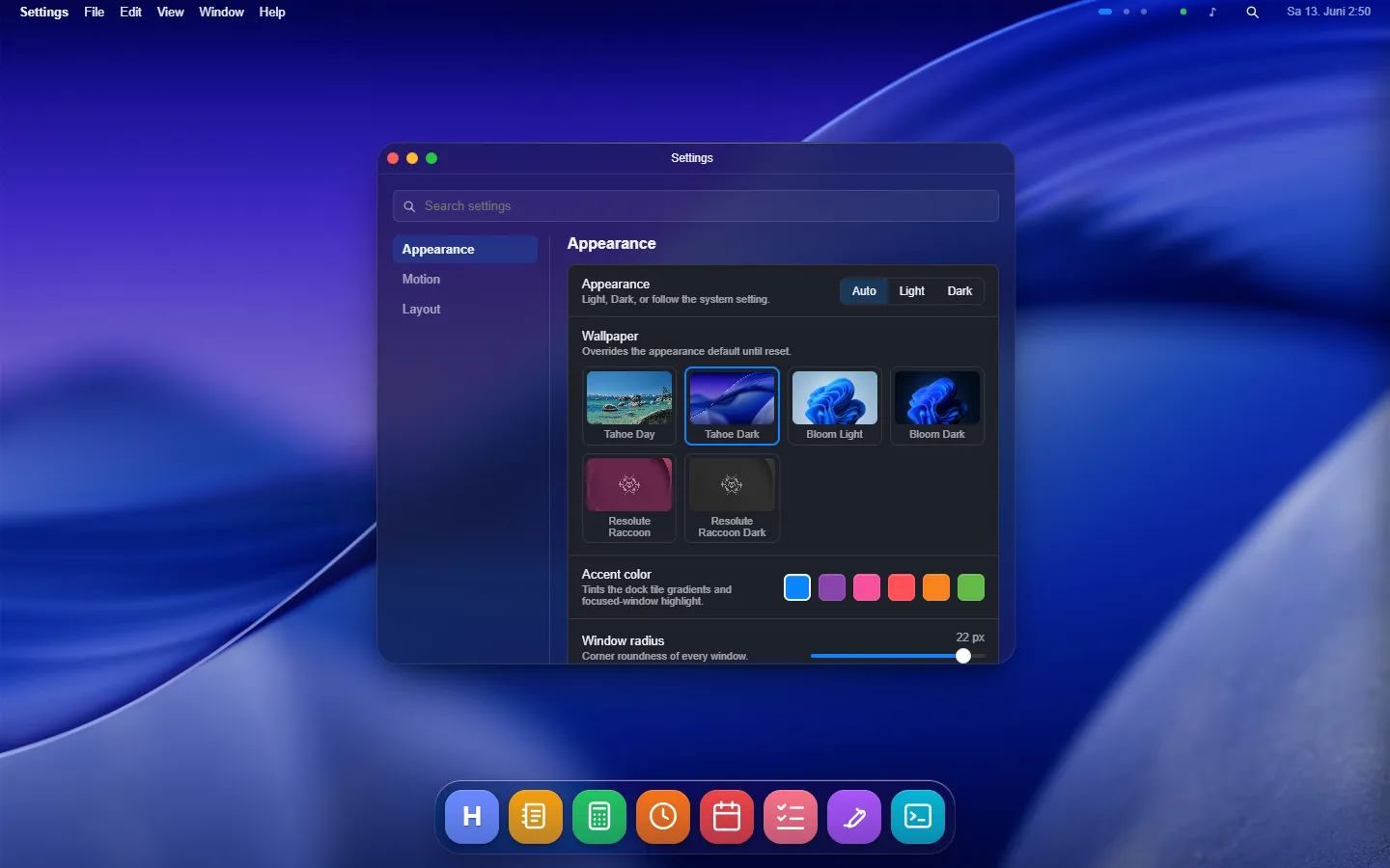 The Settings window with wallpaper, accent, and window radius controls